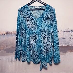 SUSAN GRAVER Tunic Top Liquid Knit Size L Abstract‎ Animal Print Knotted Accent